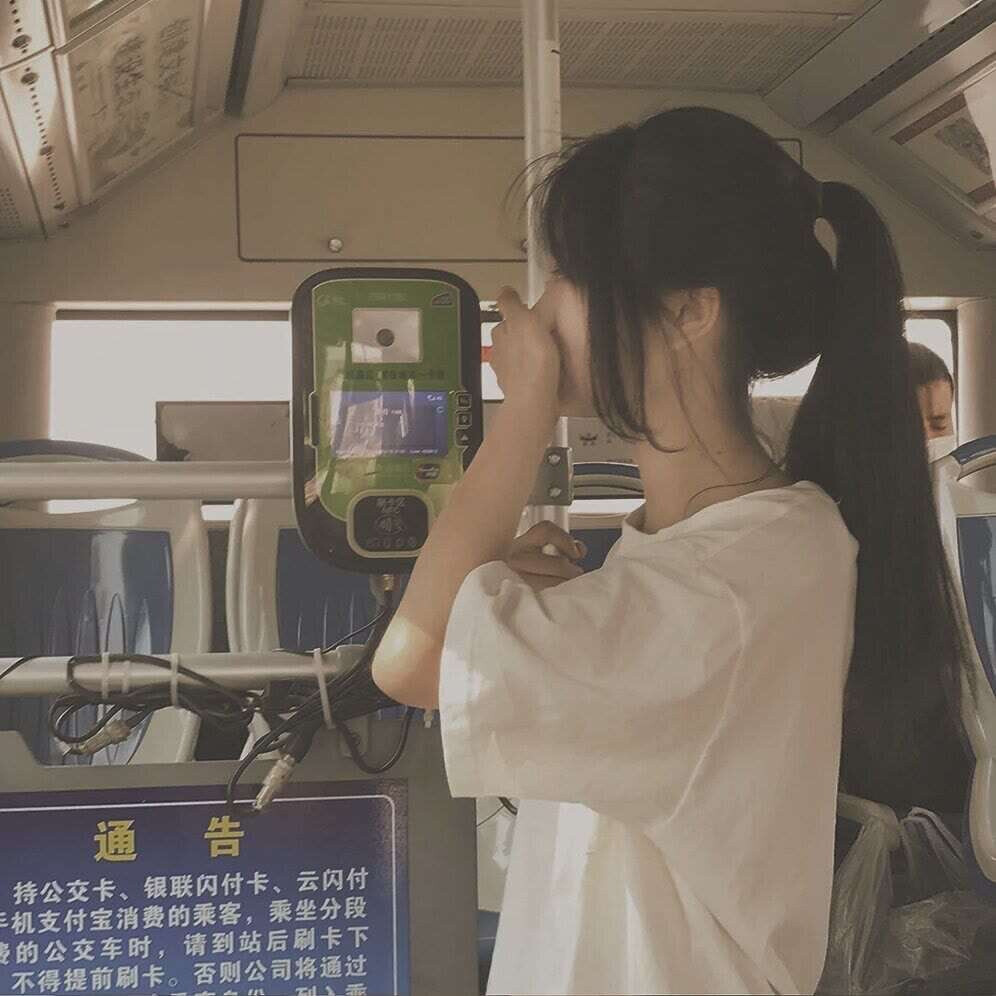 ins女生头像禁二转a