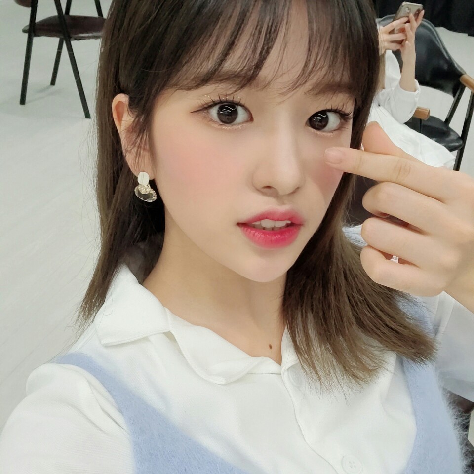 izone/安兪真/安宥真/安狗狗/安幼丁/安真/yujin/安有劲/iz*one