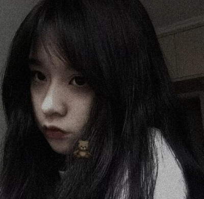 伤感头像女