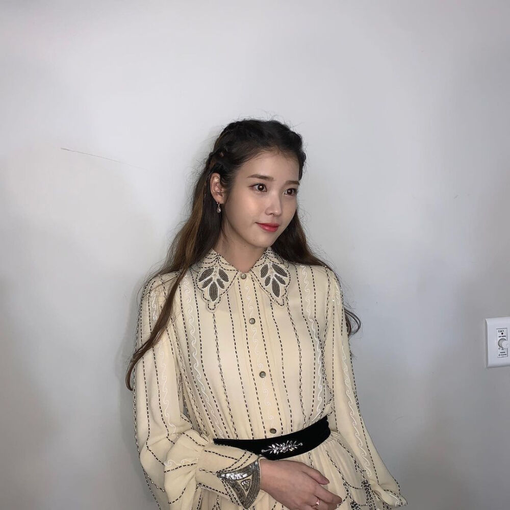 iu ins 简介