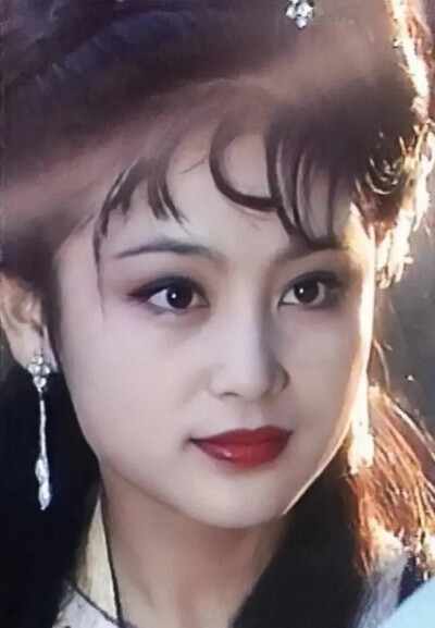 陈红