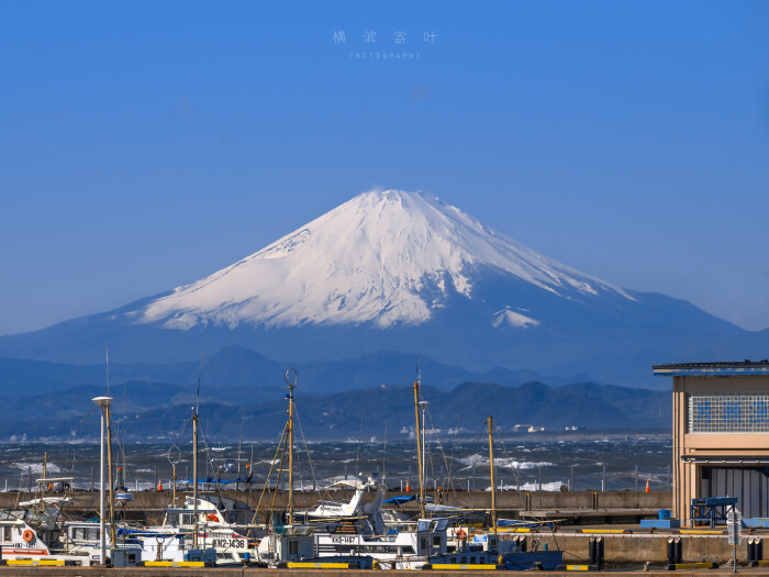 镰仓的海 富士之山湘南 稲村ヶ崎 七里ヶ浜 片瀬海岸 C 横滨寄叶 堆糖 美图壁纸兴趣社区