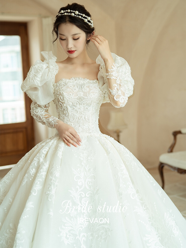 伊恩伊甸园2021新款法式蕾丝主婚纱礼服拖尾气质新娘小众设计