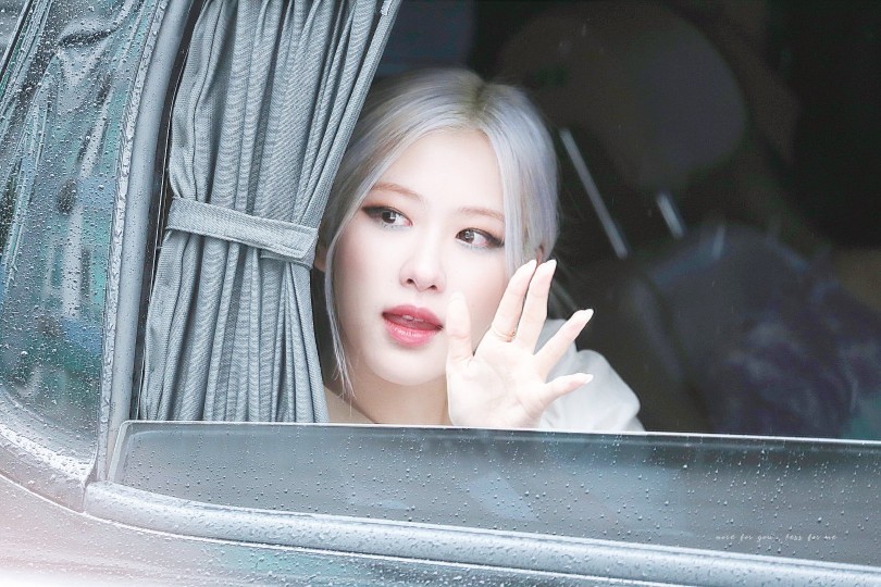 blackpink朴彩英赞评论更多