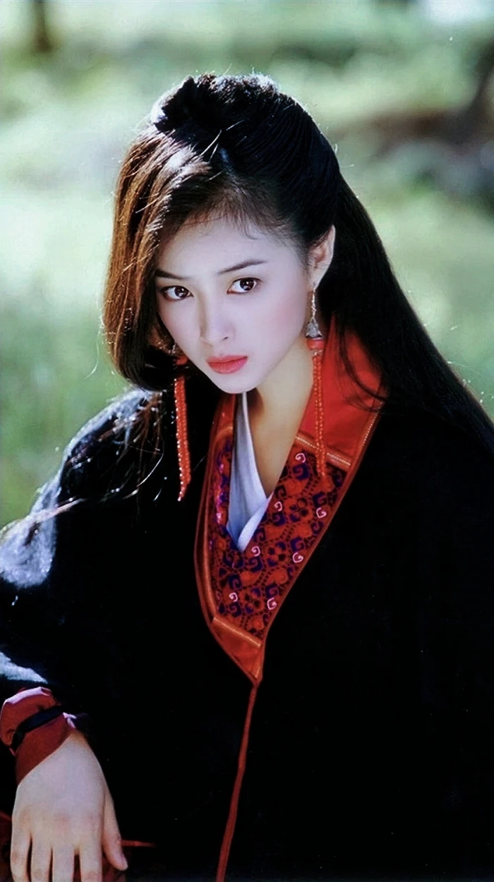 在线播放观看国产黄片美女照片游泳壁纸