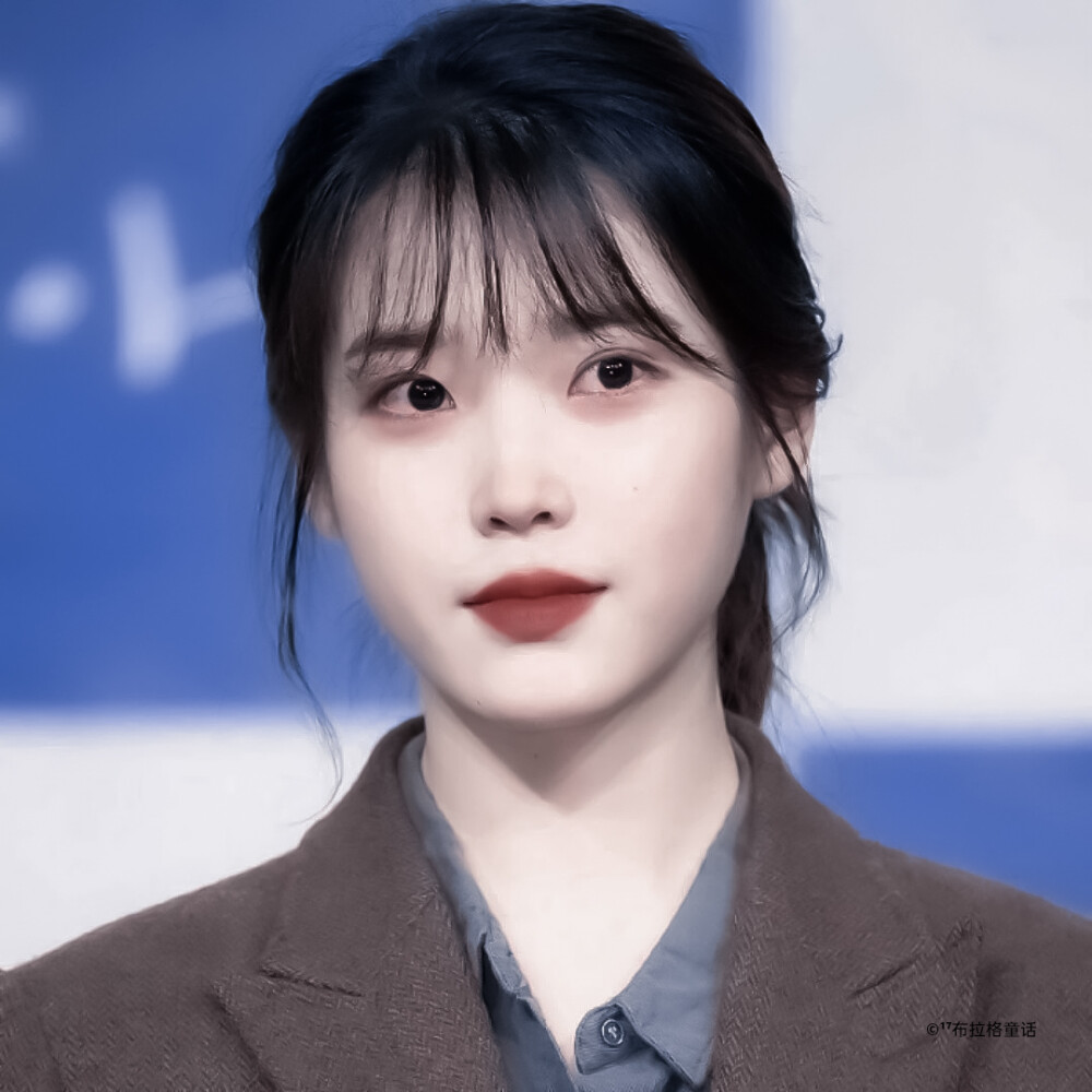 iu 李知恩