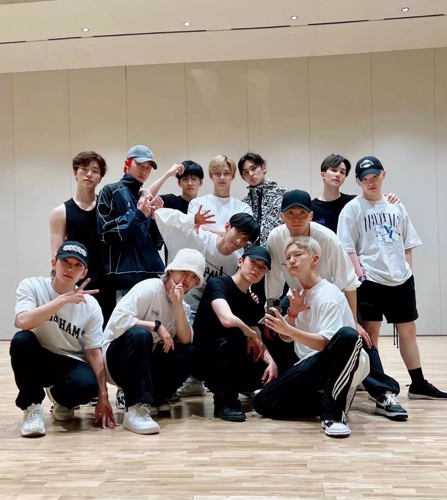 SEVENTEEN - 高清图片，堆糖，美图壁纸兴趣社区