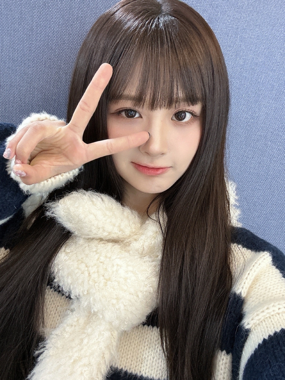 美女壁纸全屏_美女自拍