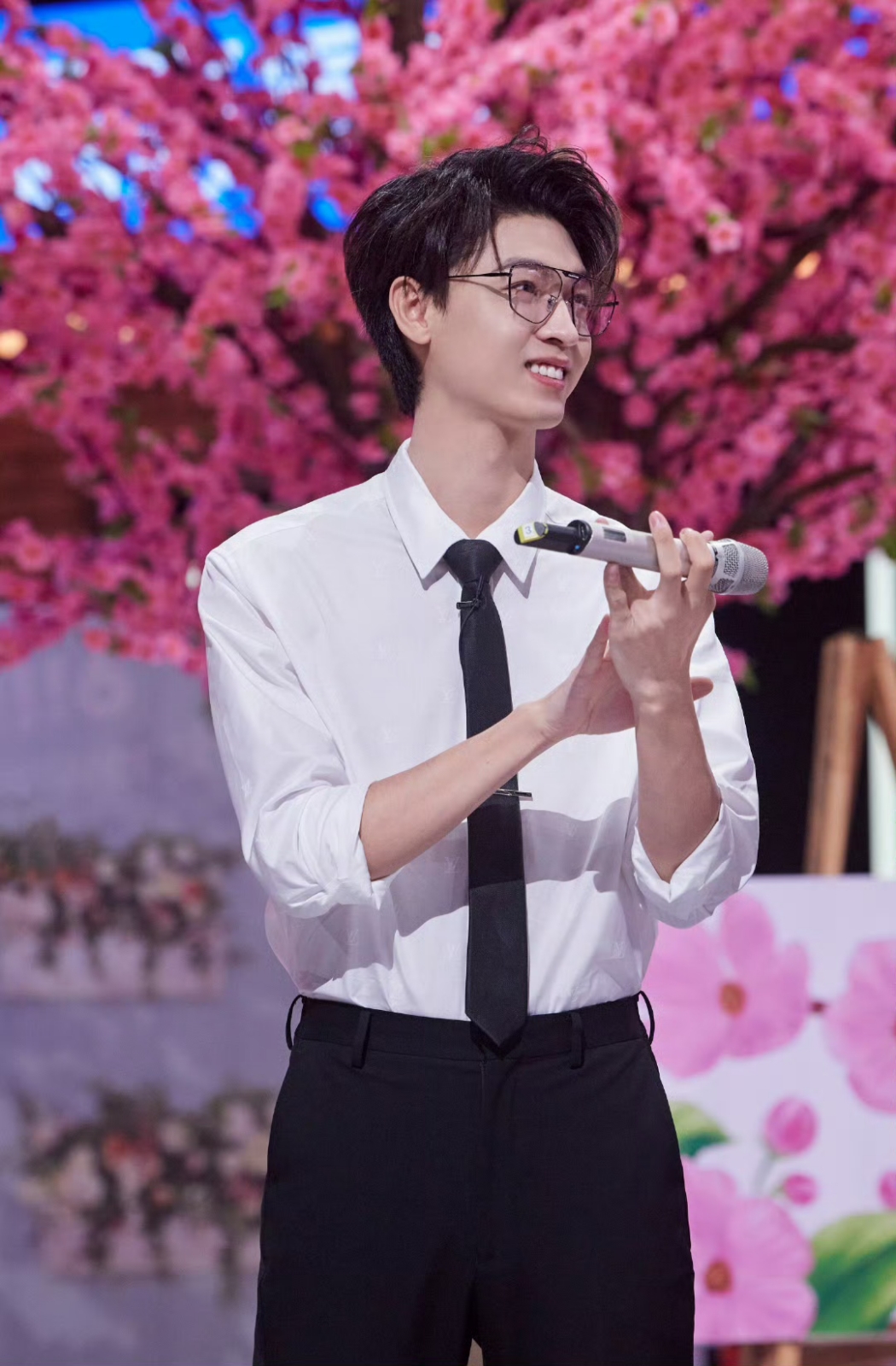 https://c-ssl.duitang.com/uploads/blog/202404/10/XxS9ZDNNtQOXa8G.jpg