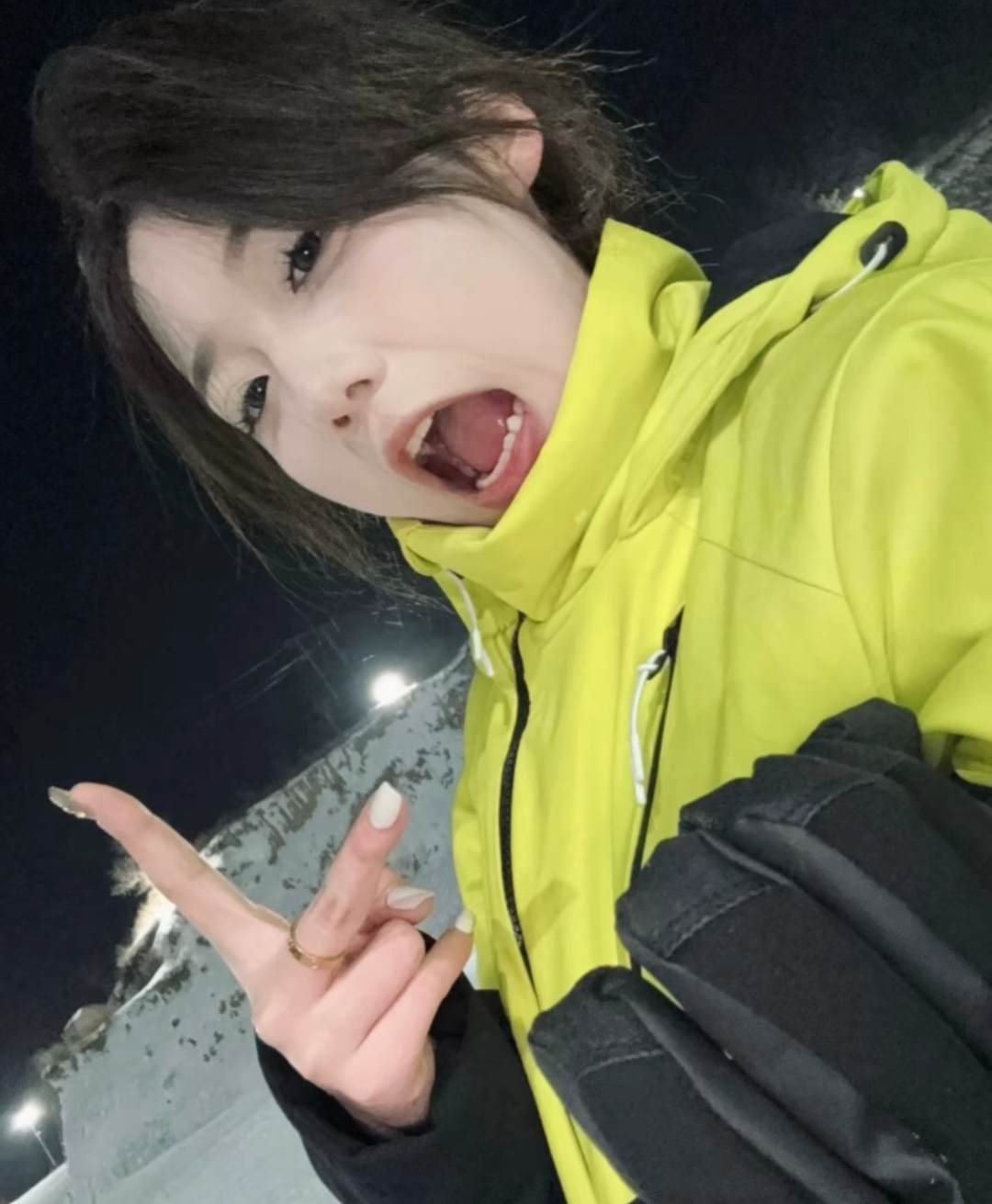 美女头像真人_美女图片微信头像