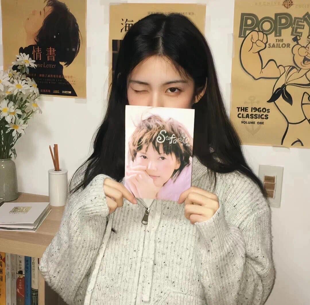 真人美女自拍美女明星_真人美女自拍真人头像