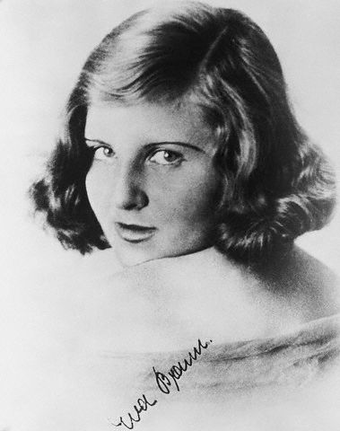 爱娃·布劳恩(eva braun,1912年2月6日—1945年4月30日,出生于德国