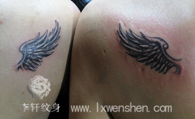 情侣纹身——翅膀纹身翅膀纹身,那是坚强毅力的象征,勇敢无畏的榜样