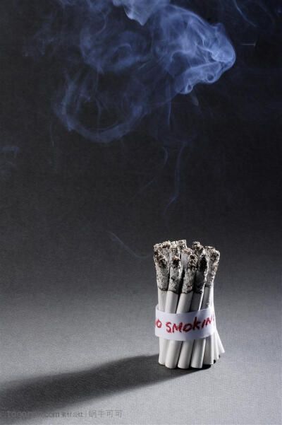 创意广告图片-一捆点燃的香烟艺术设计图片素材