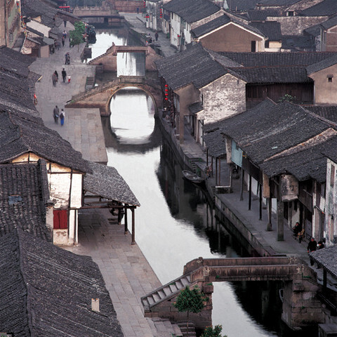安昌古镇是绍兴有名的四大古镇之一,是浙江省第一批公布的历史文化