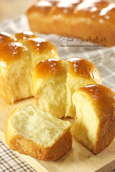 说起brioche布里欧修,大部分人总认为它是传统法式面包,其实这种面包