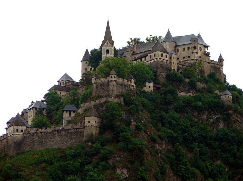 瑞士西庸城堡,这座伫立于海岛上的城堡由100座独立建筑组成,它们共同