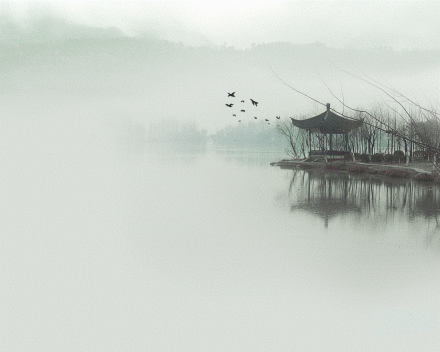 曾伴浮云归晚翠,犹陪落日泛秋声