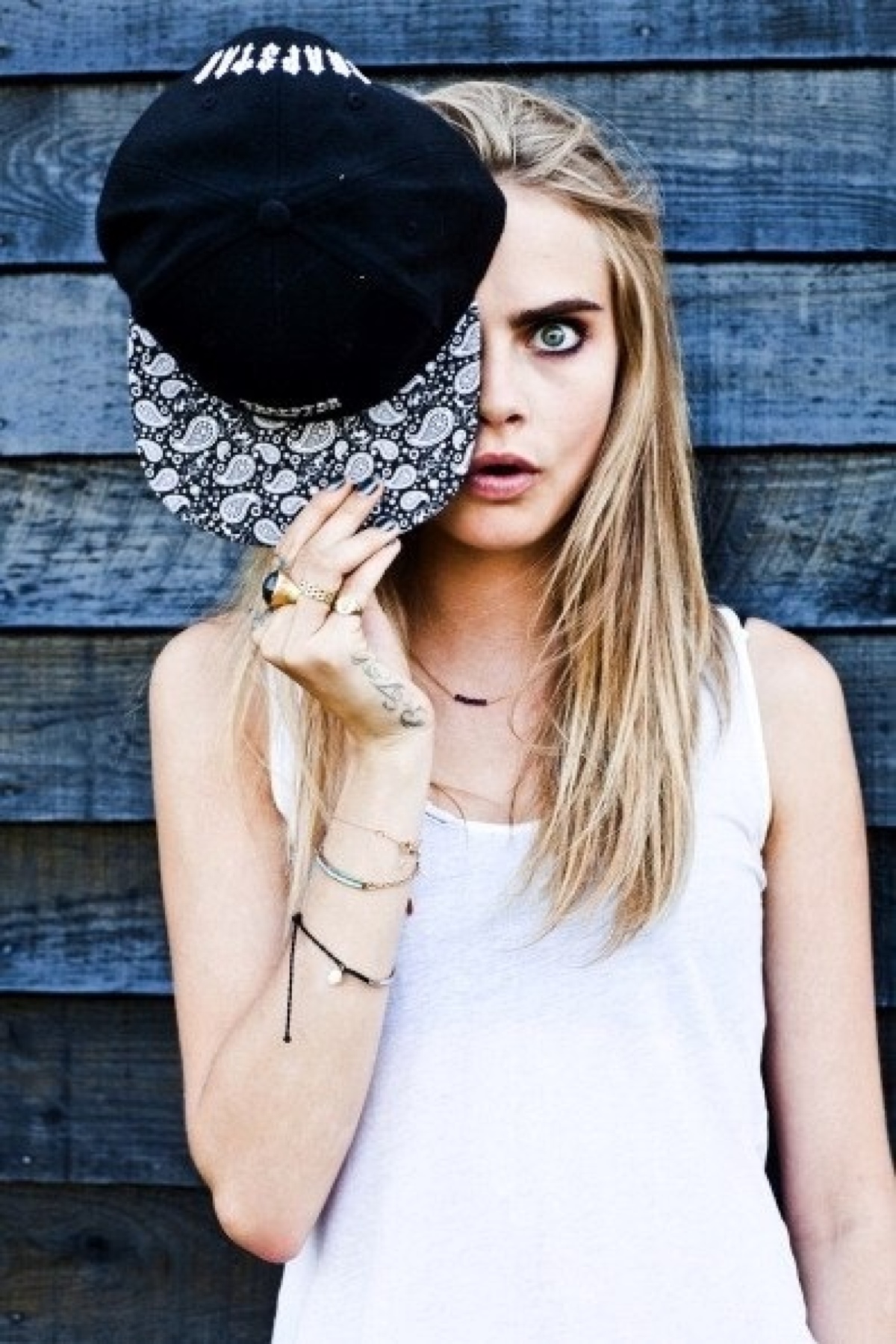 cara delevingne 卡拉·迪瓦伊