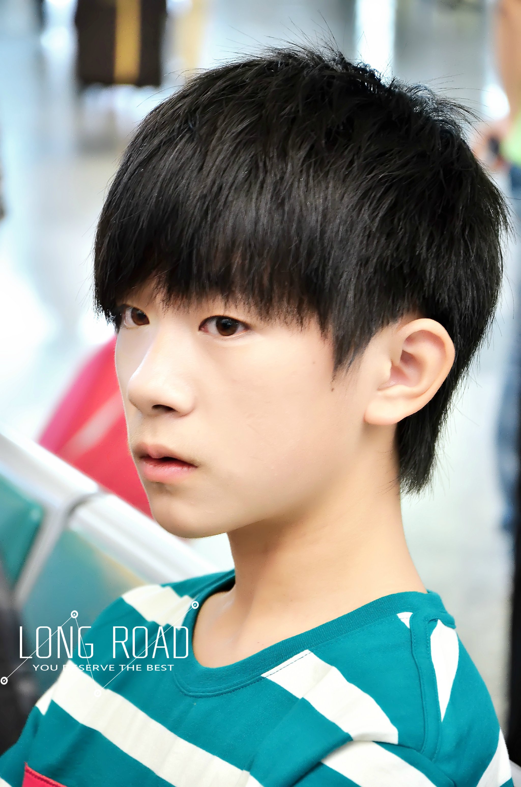 易烊千玺#tfboys易烊千玺 cr:long road