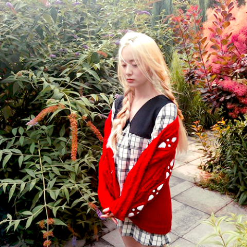 f(x) krystal 郑秀晶 画报 red light