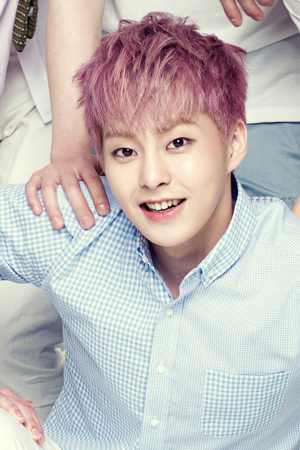 exo 自然乐园画报之xiumin 扫图 cr:seojeong