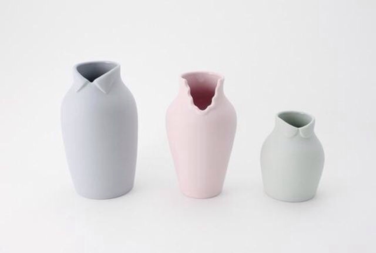 dress up 花瓶」 nendo 和ceramic Japan 的合作作品，瓶口的衣领设计