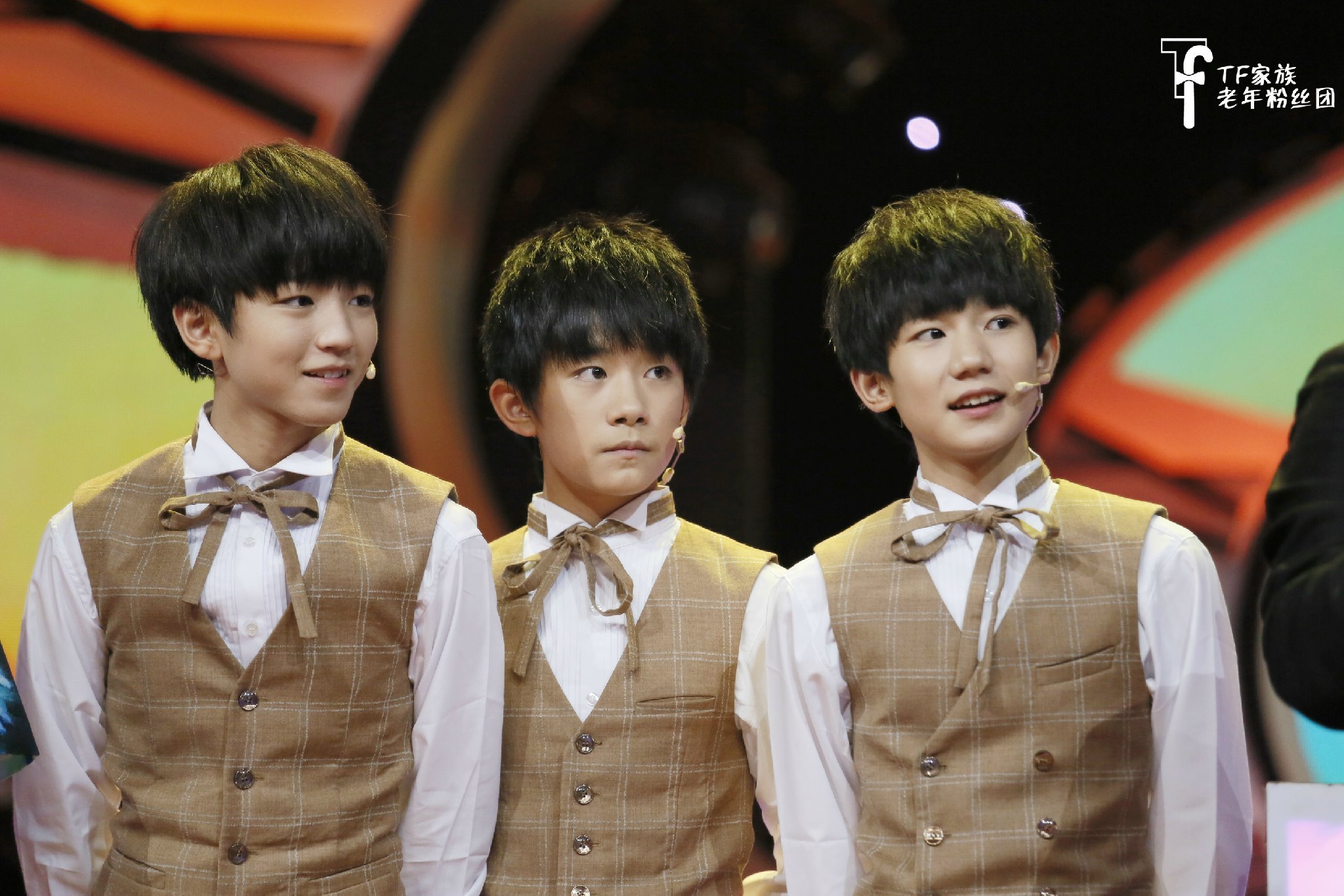 20140828 tfboys年代秀录制 cr:logo