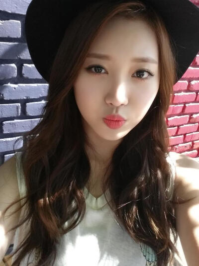 girl's day 金亚荣 yura