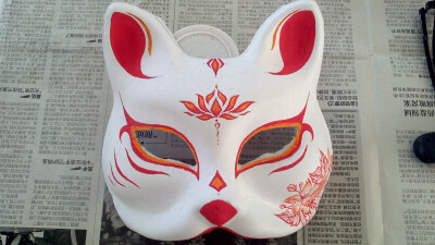 收集   点赞  评论  日本狐狸面具 狐妖面具 封印妖狐 和风 手绘