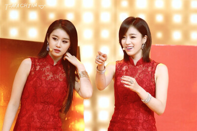 t-ara 由全宝蓝,李居丽,朴昭(素)妍,咸恩静,朴孝敏,朴智妍6名成员组成
