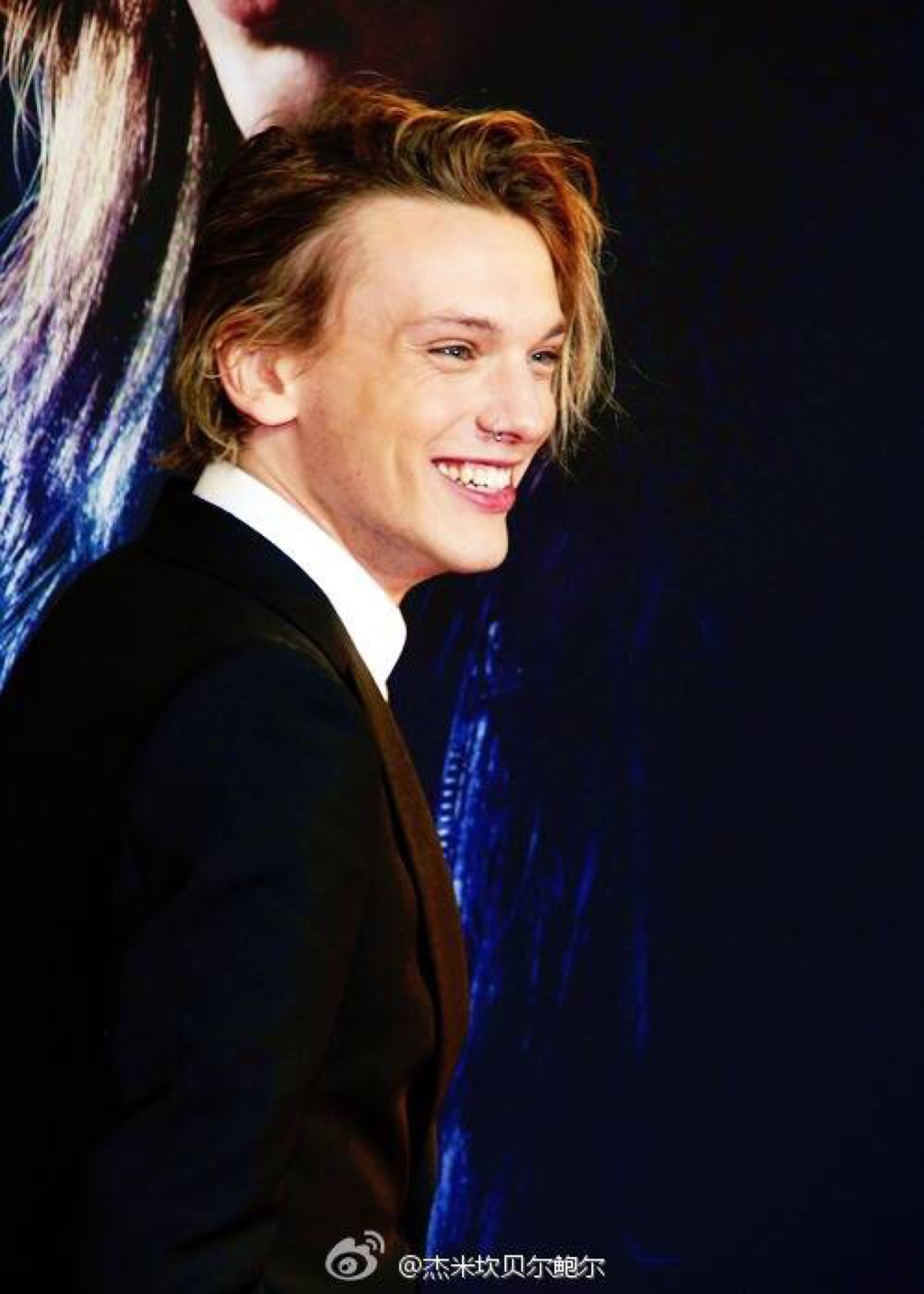 jamie campbell bower-杰米·坎贝尔·鲍尔