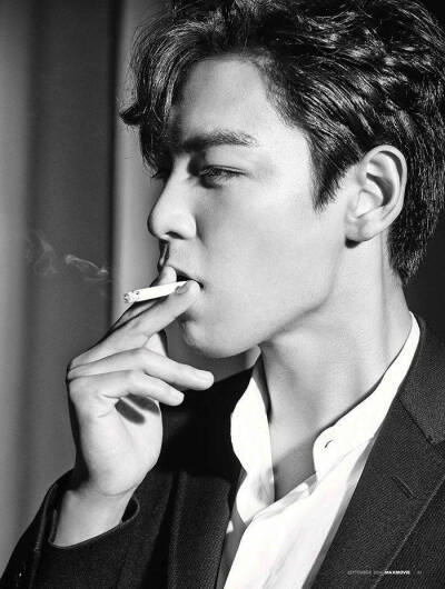 t.o.p 崔胜贤