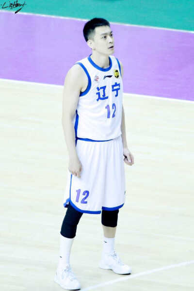 杨鸣