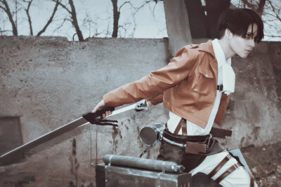 cos 进击的巨人 levi 利威尔 兵长 又来帅我一脸 cn:ryu lain