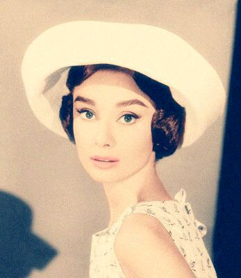 奥黛丽赫本 audrey hepburn 人间天使 高清 壁纸 女头