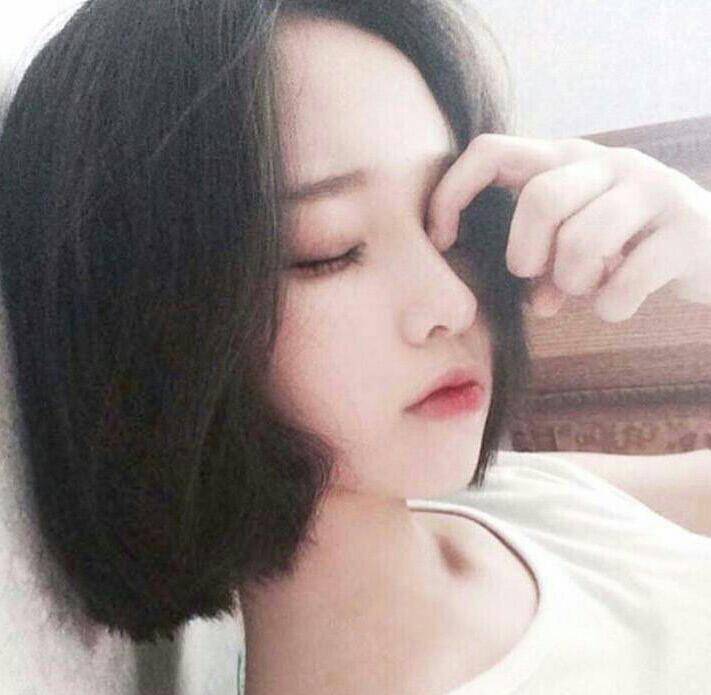 女生头像 韩范 美女 小清新 非主流 可爱 个性 短发妹子 小嘴巴