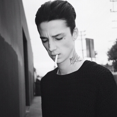 ash stymest_男模_欧美_帅哥_人物_摄影_美男_手机壁纸_头像