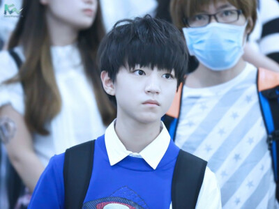 王俊凯#tfboys王俊凯 140828 深圳 cr:初恋karrywangcom