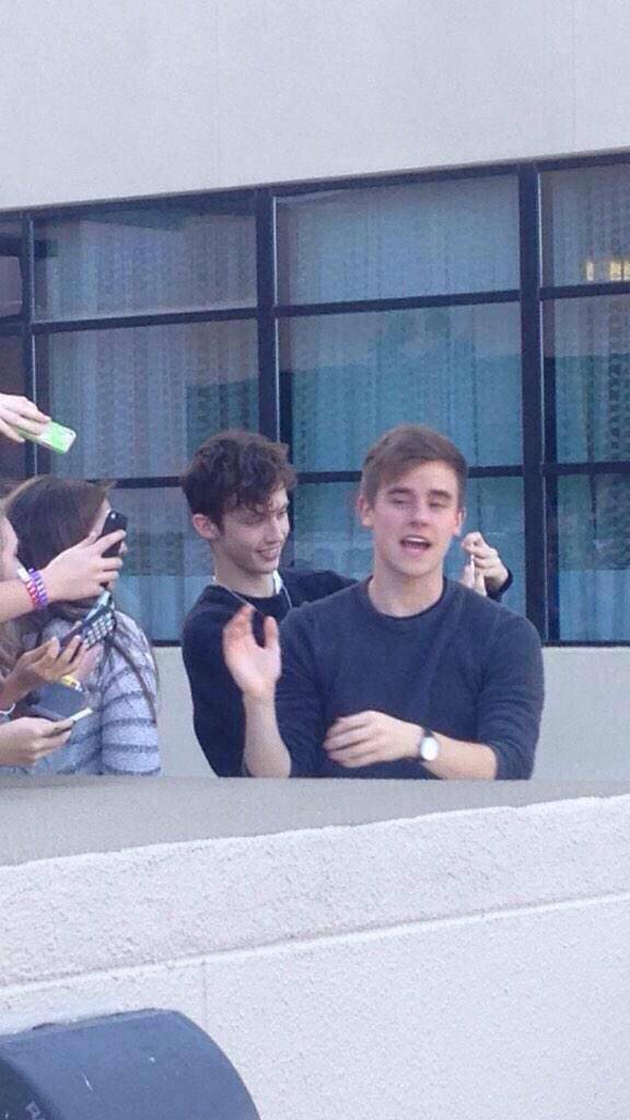 connor franta&amp;troye sivan