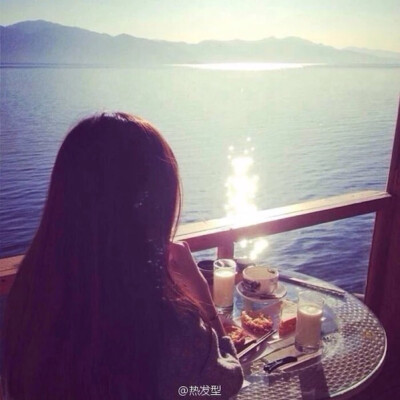 【女生头像】孤望海景,独赏爱情