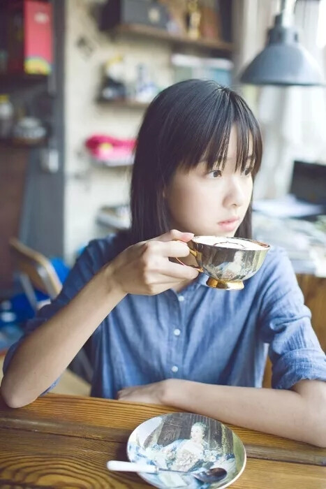 陈都灵电影左耳女主小耳朵扮演者南航校花