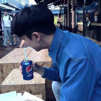 男生头像★爱笑的男生不会差