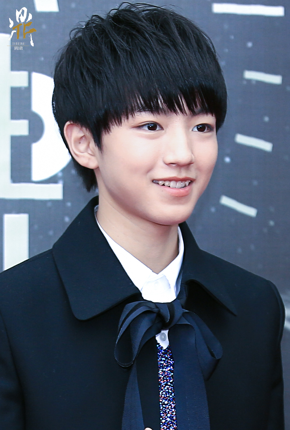 王俊凯#tfboys王俊凯#tfboys 150325qq音乐盛典 cr 问鼎站