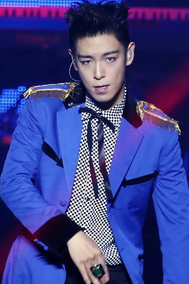 崔三岁#top#崔胜贤#bigbang 到底还有谁比你克里斯马