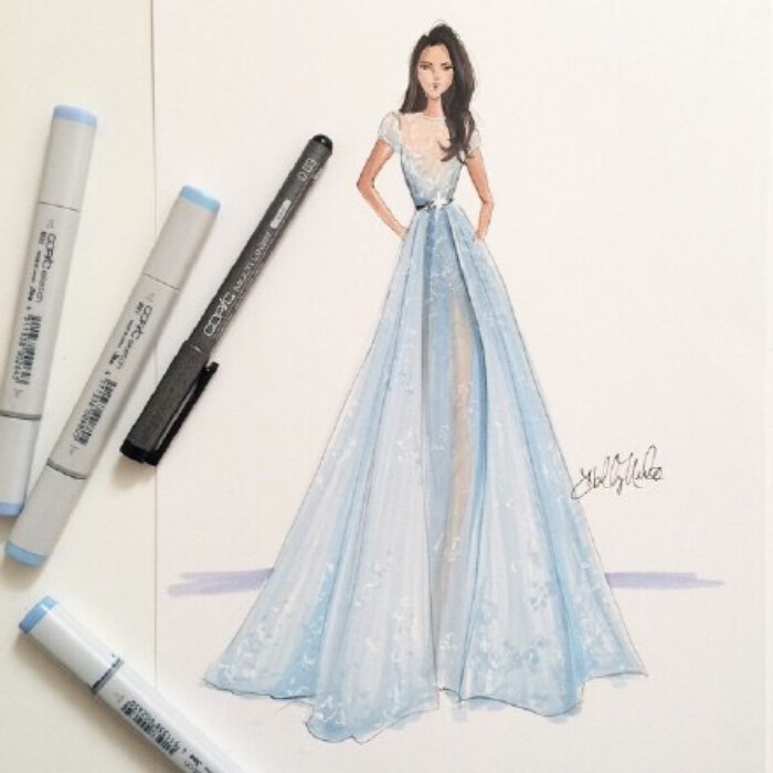 设计稿 线条的魅力 婚纱礼服 铅笔画 彩铅 各种华丽礼服的手绘插画