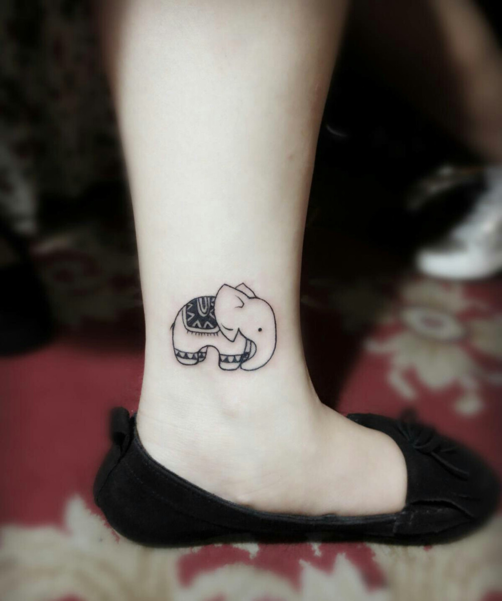 小清新纹身 大象