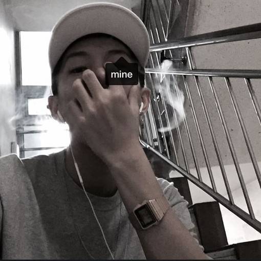 Agoni中文发音:爱,过你,法文发音:痛苦