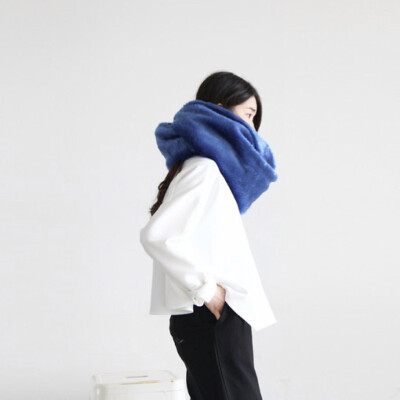 〔白色〕女生头像,简单清新