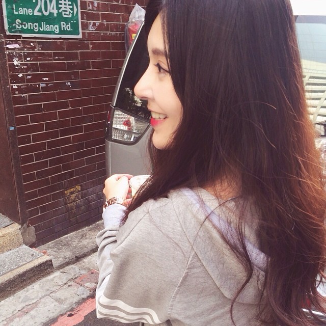 女生头像 侧脸